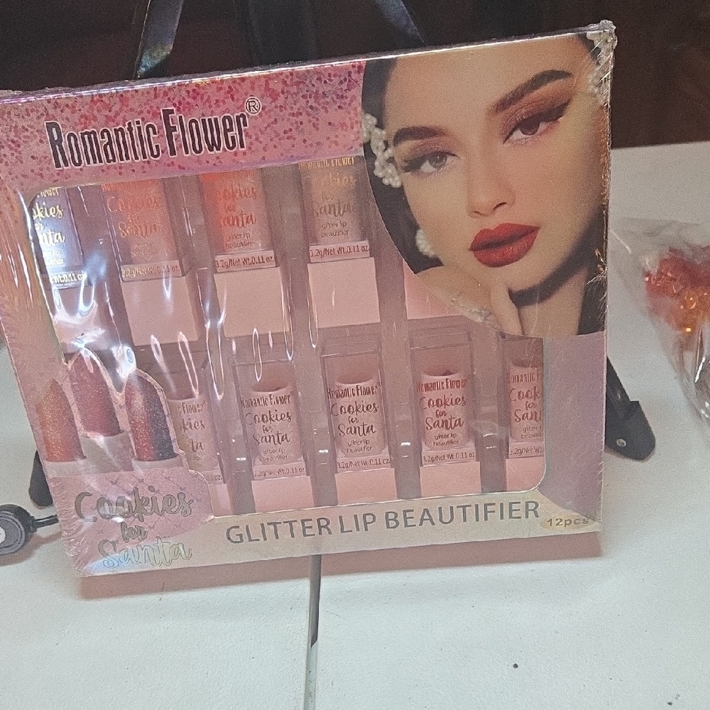 Glitter Lip Beautifier Set - Pink Collection NWT